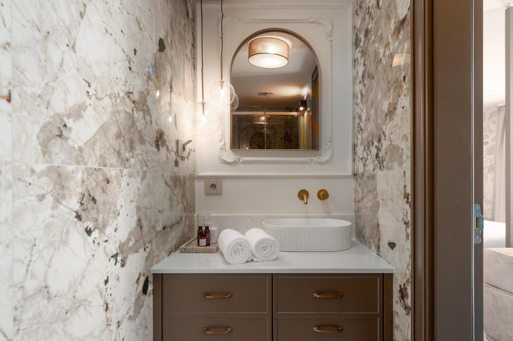 Silent Stone Apartment ヴルサル エクステリア 写真